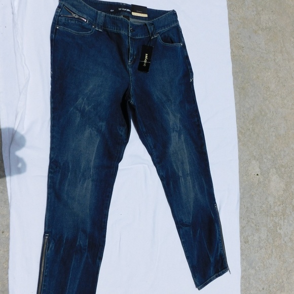 Lane Bryant Denim - LANE BRYANT SLIM ZIPPER ANKLE JEANS SZ. 16